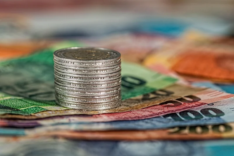 L’équation financière : économies vs investissements